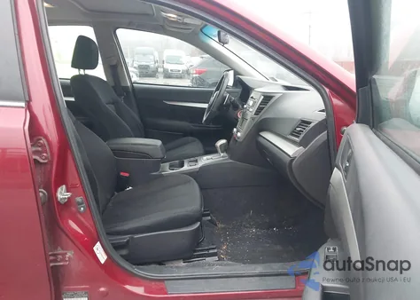 2010 Subaru Legacy 2.5I Premium z USA, uszkodzony, nr VIN 4S3BMBG60A3243407